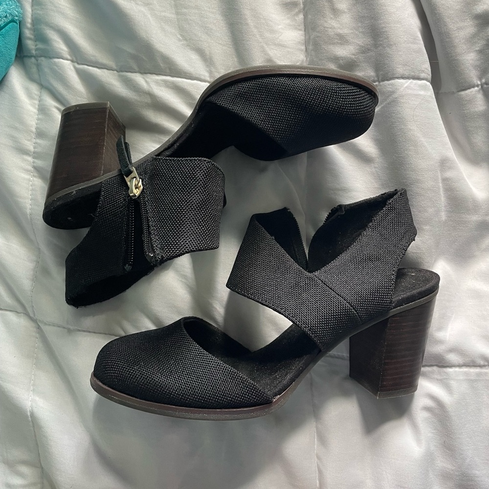 Toms Majorca Sandals